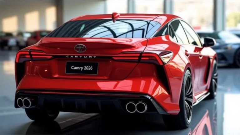 Toyota Unveils the 2025 Camry Hybrid